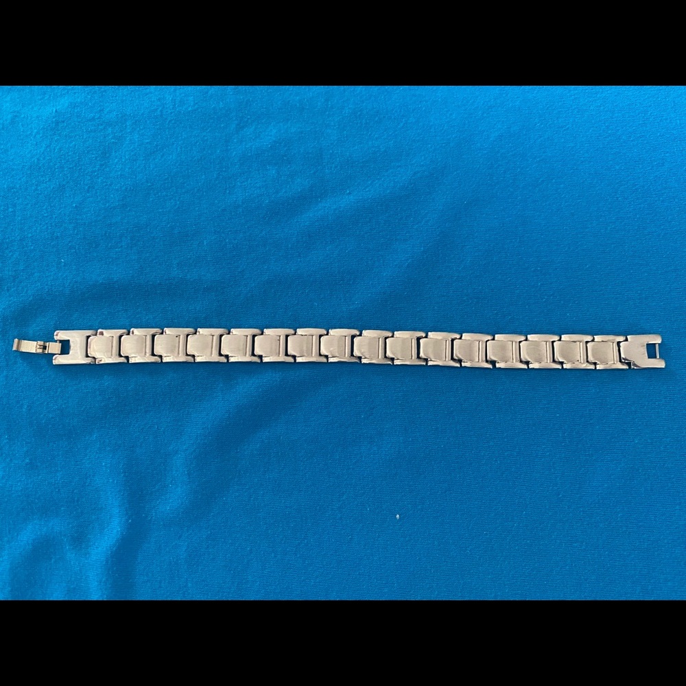 Men’s stainless steel bracelet